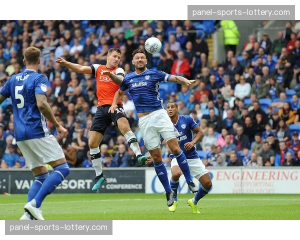 回顾卢顿镇2025-26赛季的保级历程:坚韧与团结 回顾卢顿镇2025-26赛季的保级历程:坚韧与团结